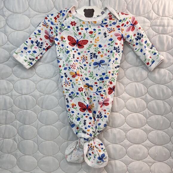 Baby Essentials Flower Garden Layette Gown Baby’s 3m Flowers Butterflies months - Picture 1 of 6